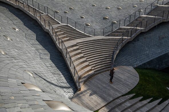 yang-liping-performing-arts-center-studio-zhu-pei-surfaces-reporter