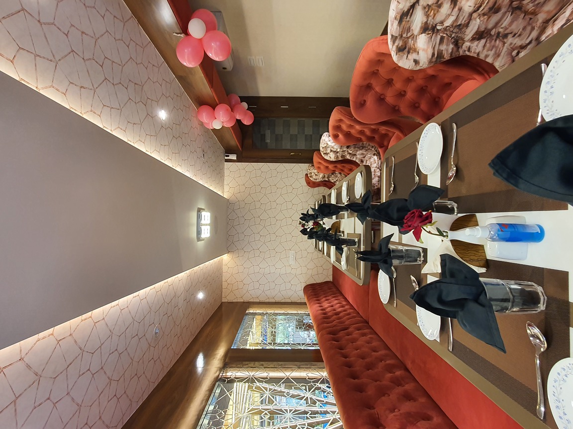 Stunning Restaurant Interior Design 
