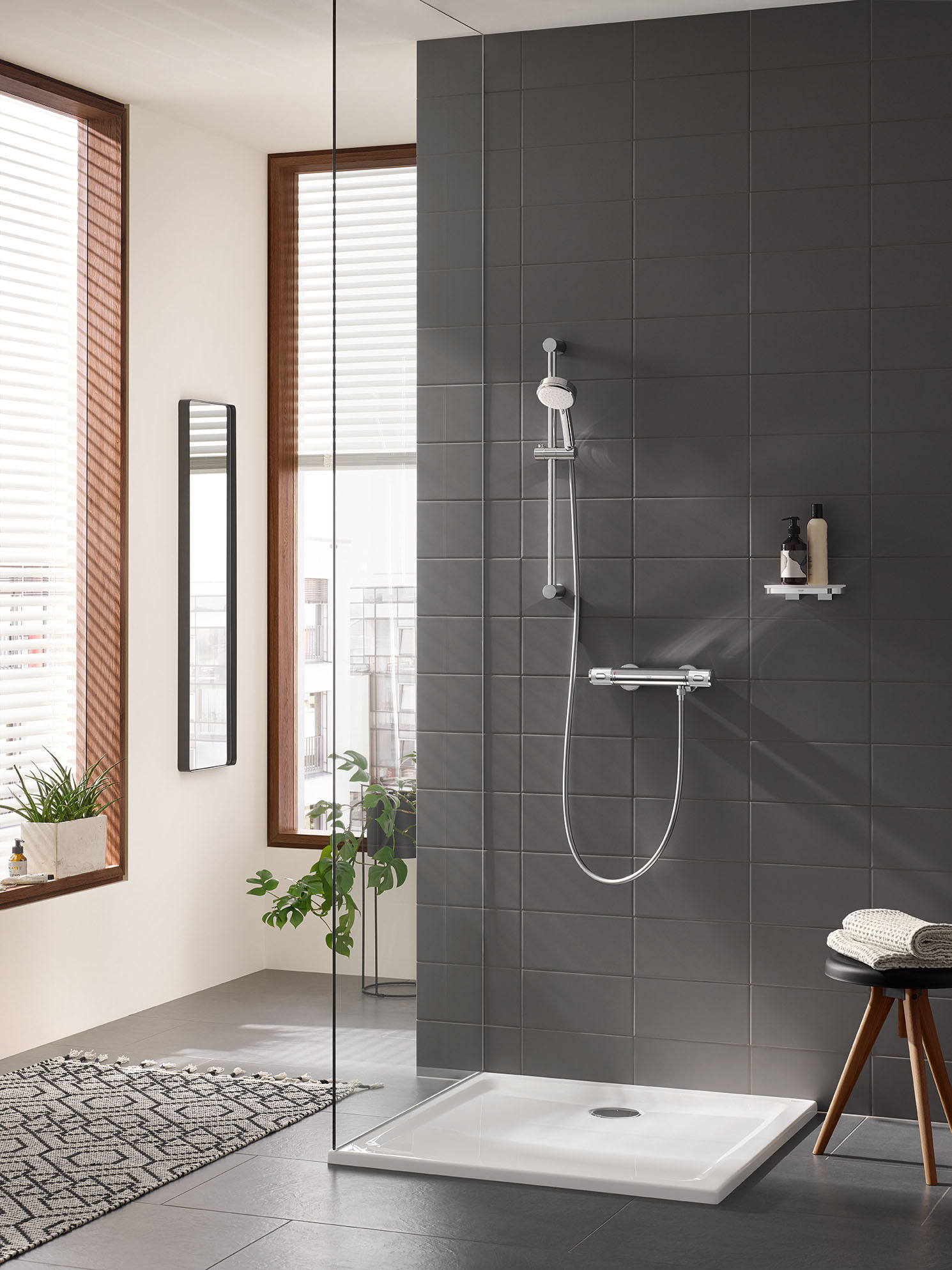 Grohe-latest-bathroom-and-kitchen-accessories-surfaces-reporter