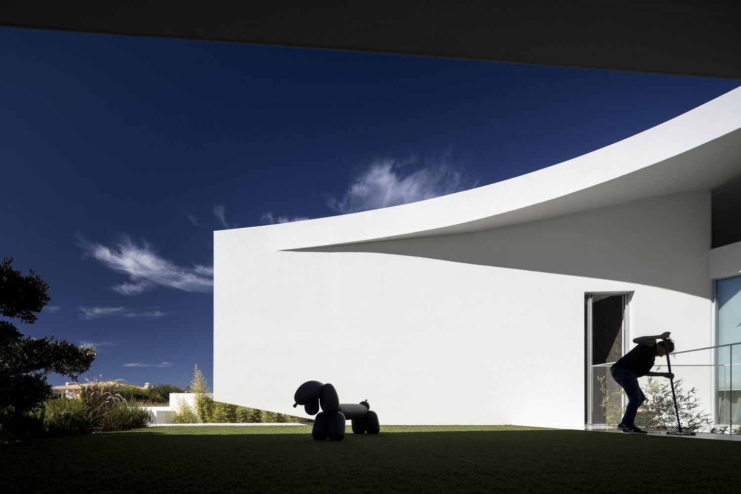 orfler-house-vitor-vilhena-arquitectura-surfaces-reporter