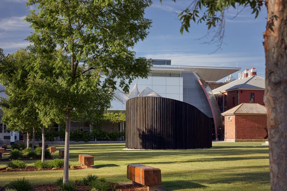 Bush-Fire-Pavilion-Akimbo-Architecture