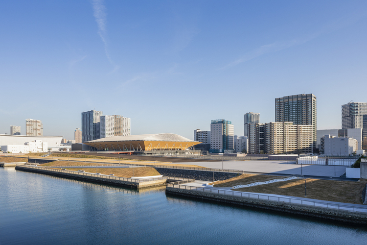 the-ariake-gymnastics-centre-nikken-sekkei-surfaces-reporter