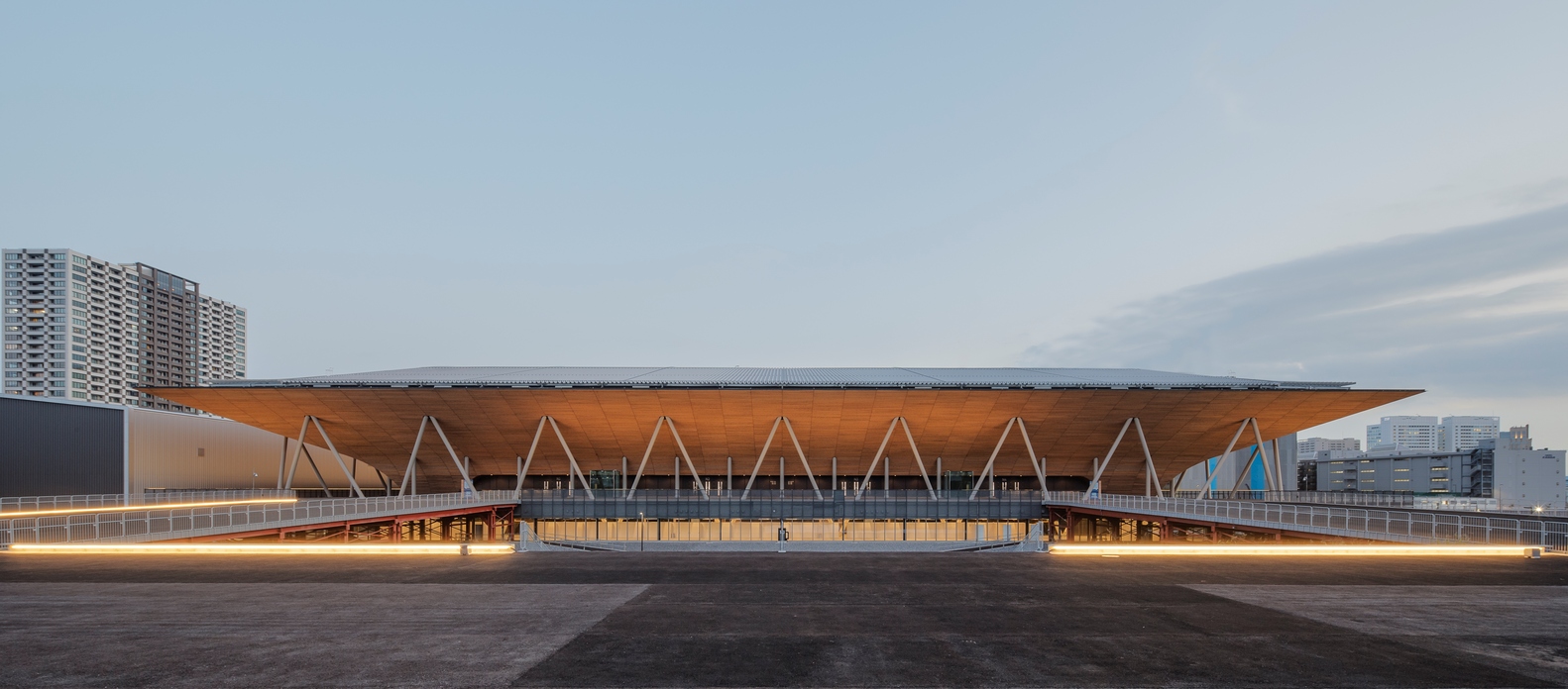 the-ariake-gymnastics-centre-nikken-sekkei-surfaces-reporter