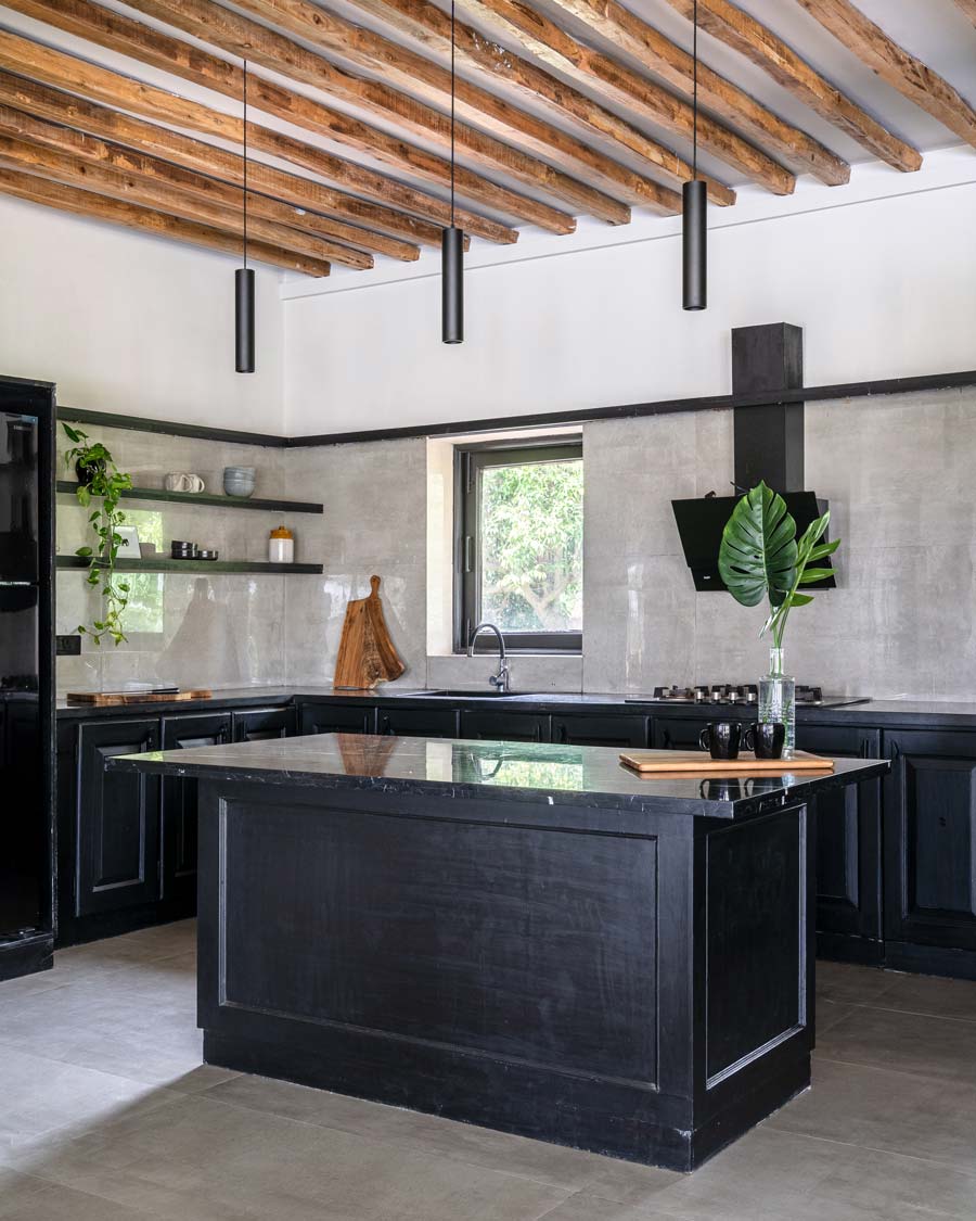 balinese-beach-house-the-auburn-studio-surfaces-reporter