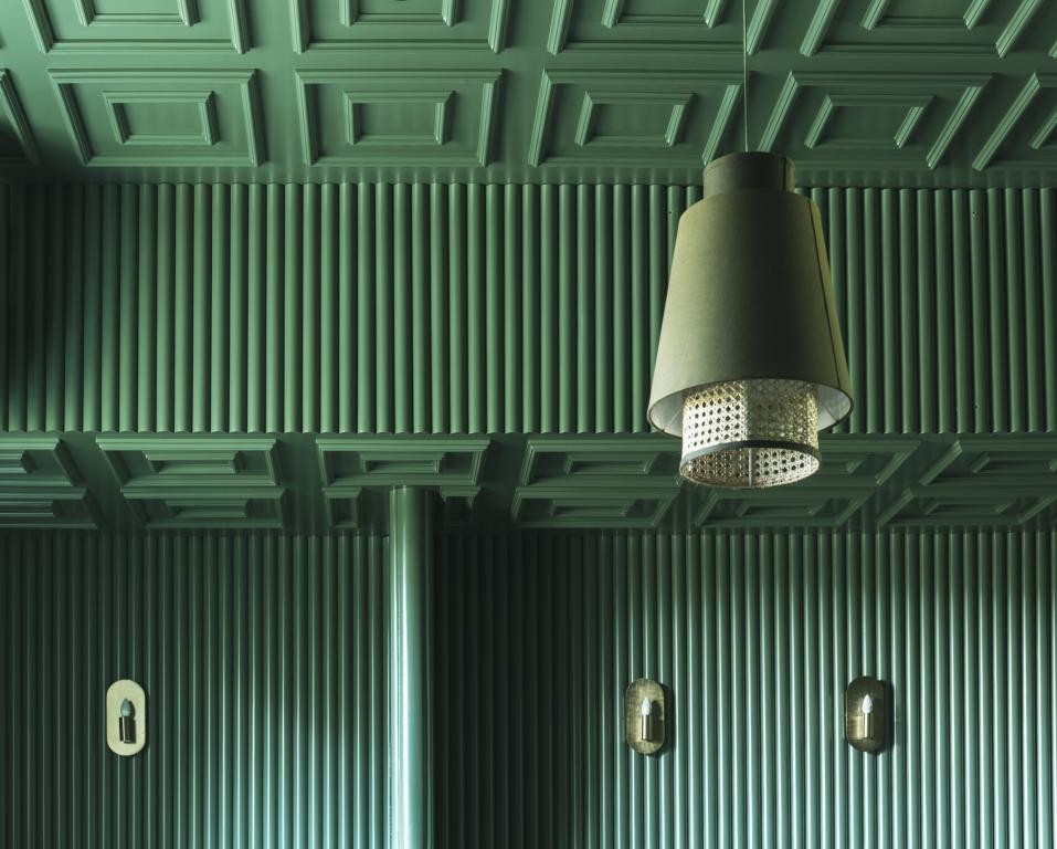 The-fluted-emerald-(elgin-cafe)-renesa-architecture