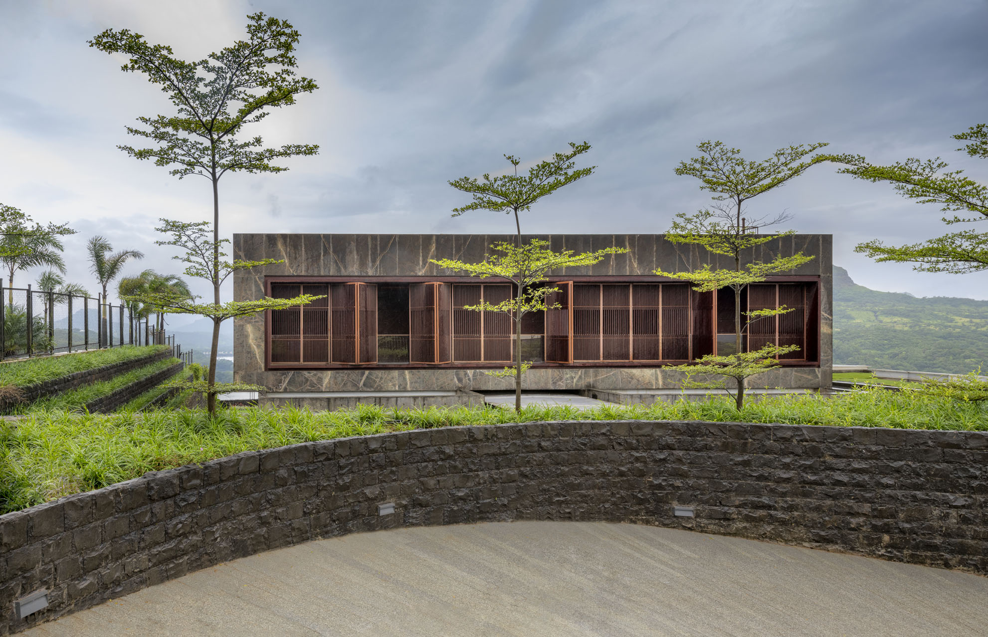 kind-studio-the-shift-house-maharashtra