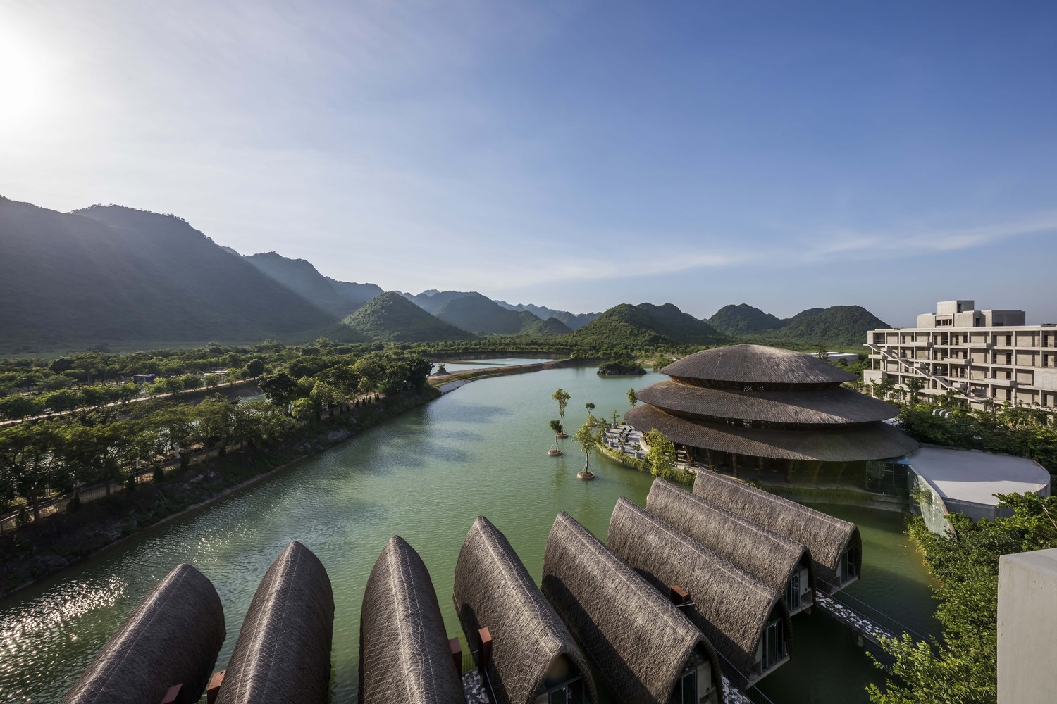 Vedana-Restaurant-Vo-Trong-Nghia-Architects