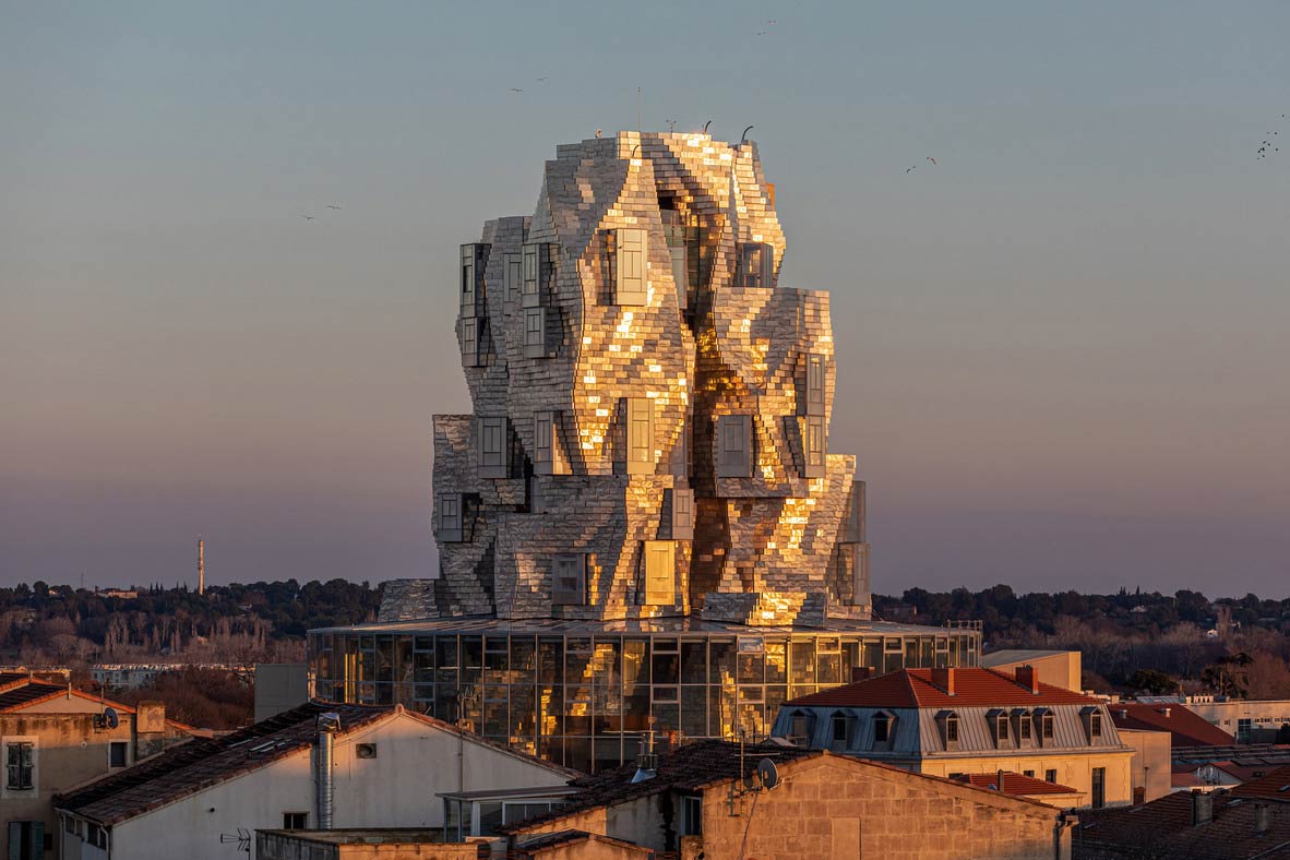 World’s Bizarre Architecture