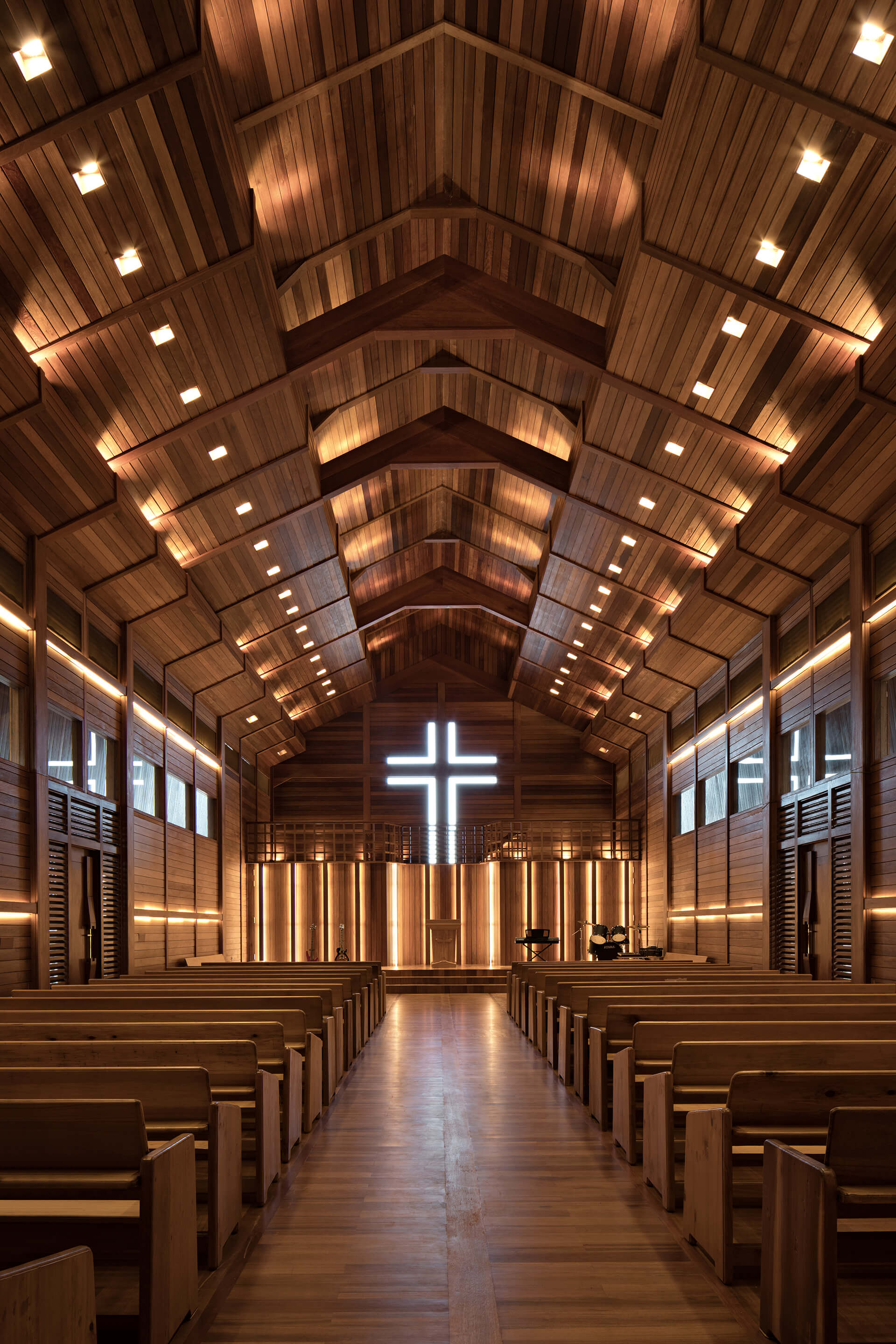 TSDS Interior Architects  Chooses Timber To Complete The Construction of Oikumene Church in Indonesia