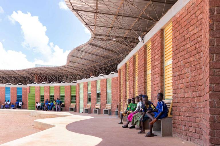 Ring Shaped School in West Africa