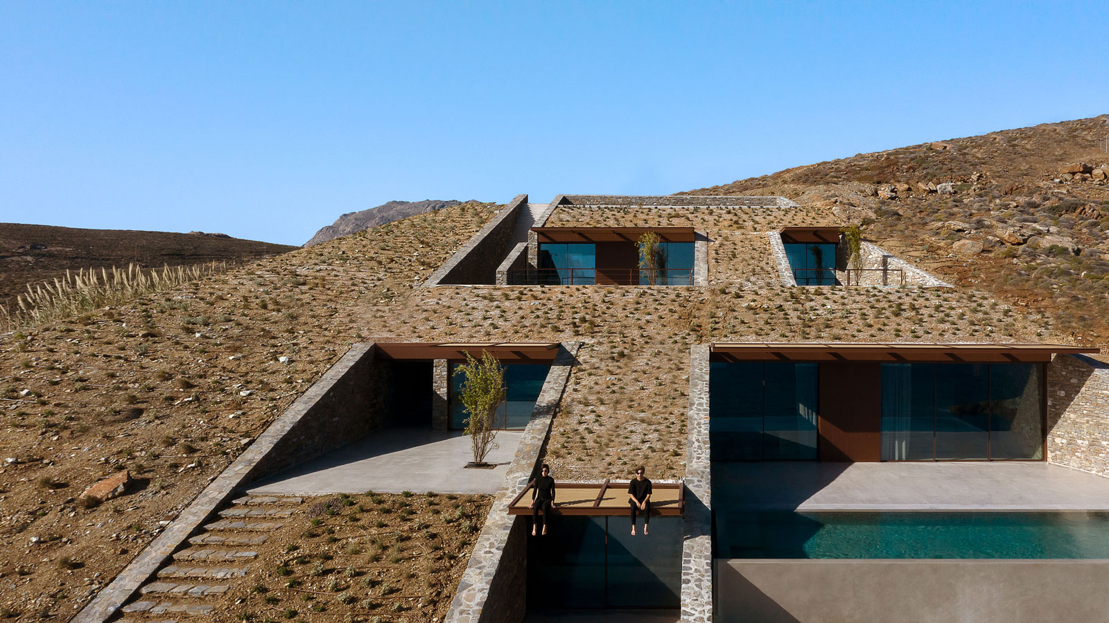 mold-architects-ncaved-house-greece