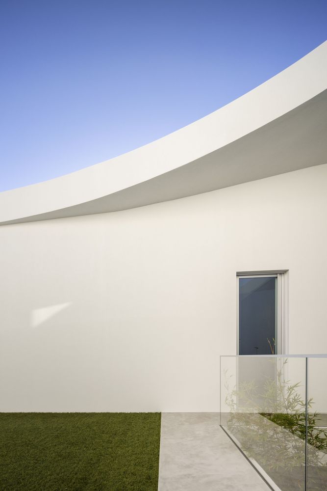 orfler-house-vitor-vilhena-arquitectura-surfaces-reporter