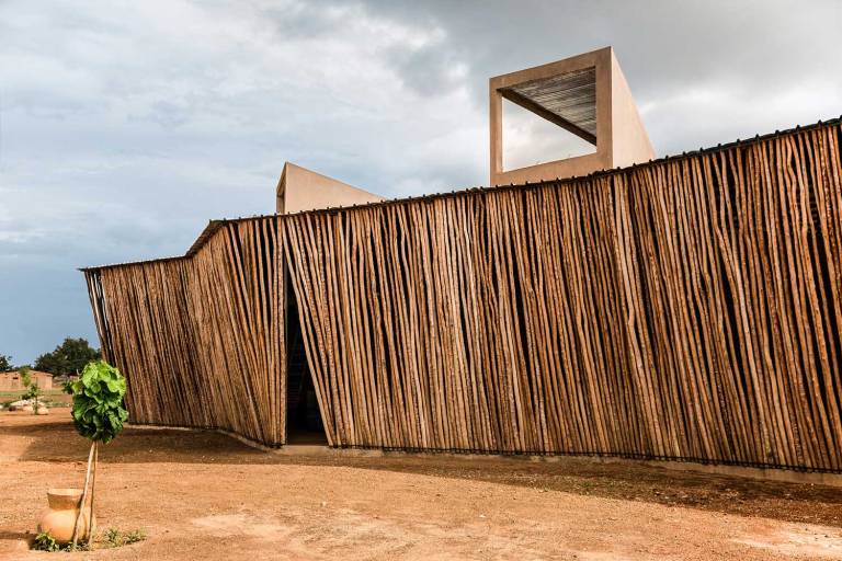 Ring Shaped School in West Africa