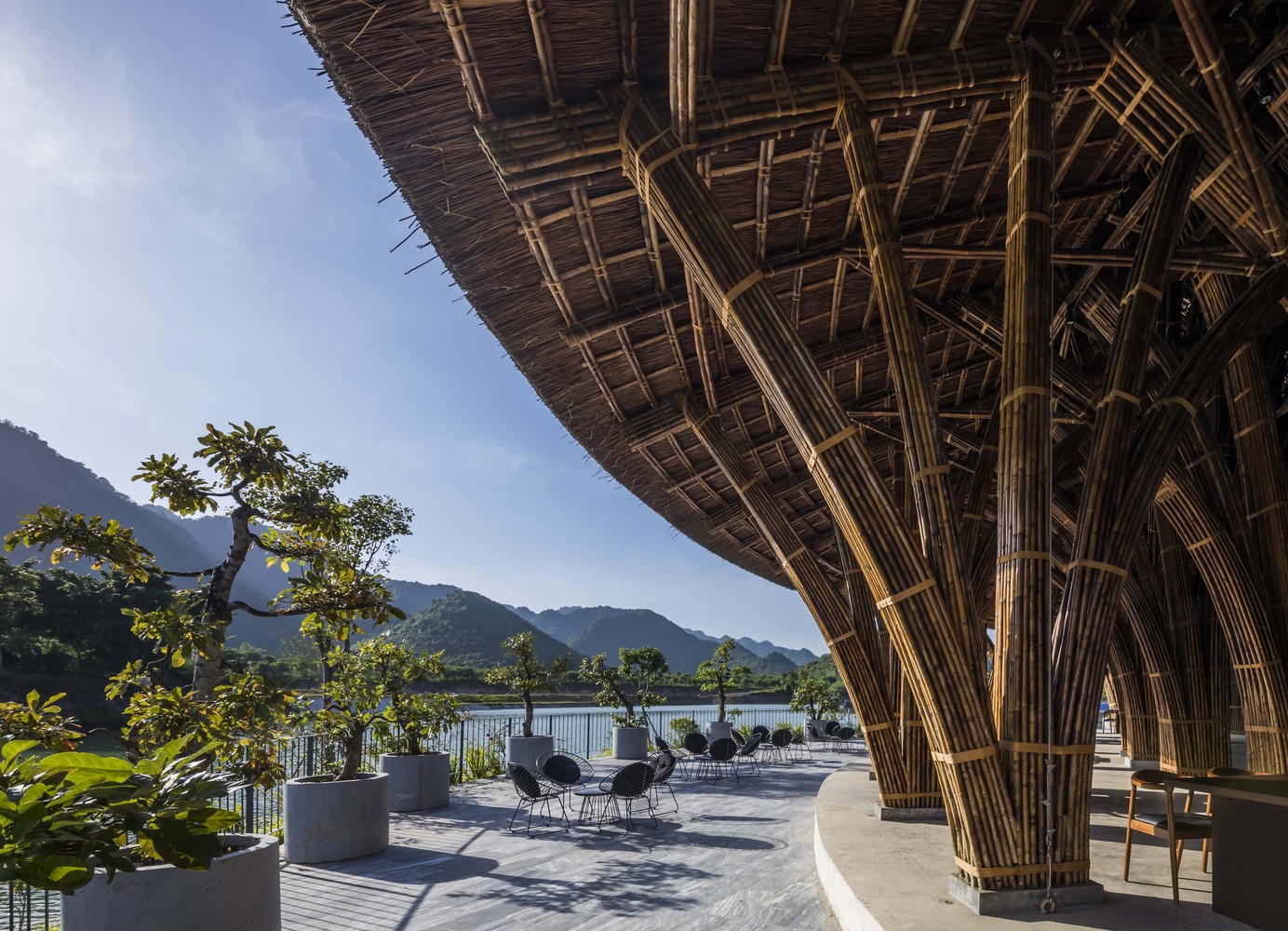 Vedana-Restaurant-Vo-Trong-Nghia-Architects