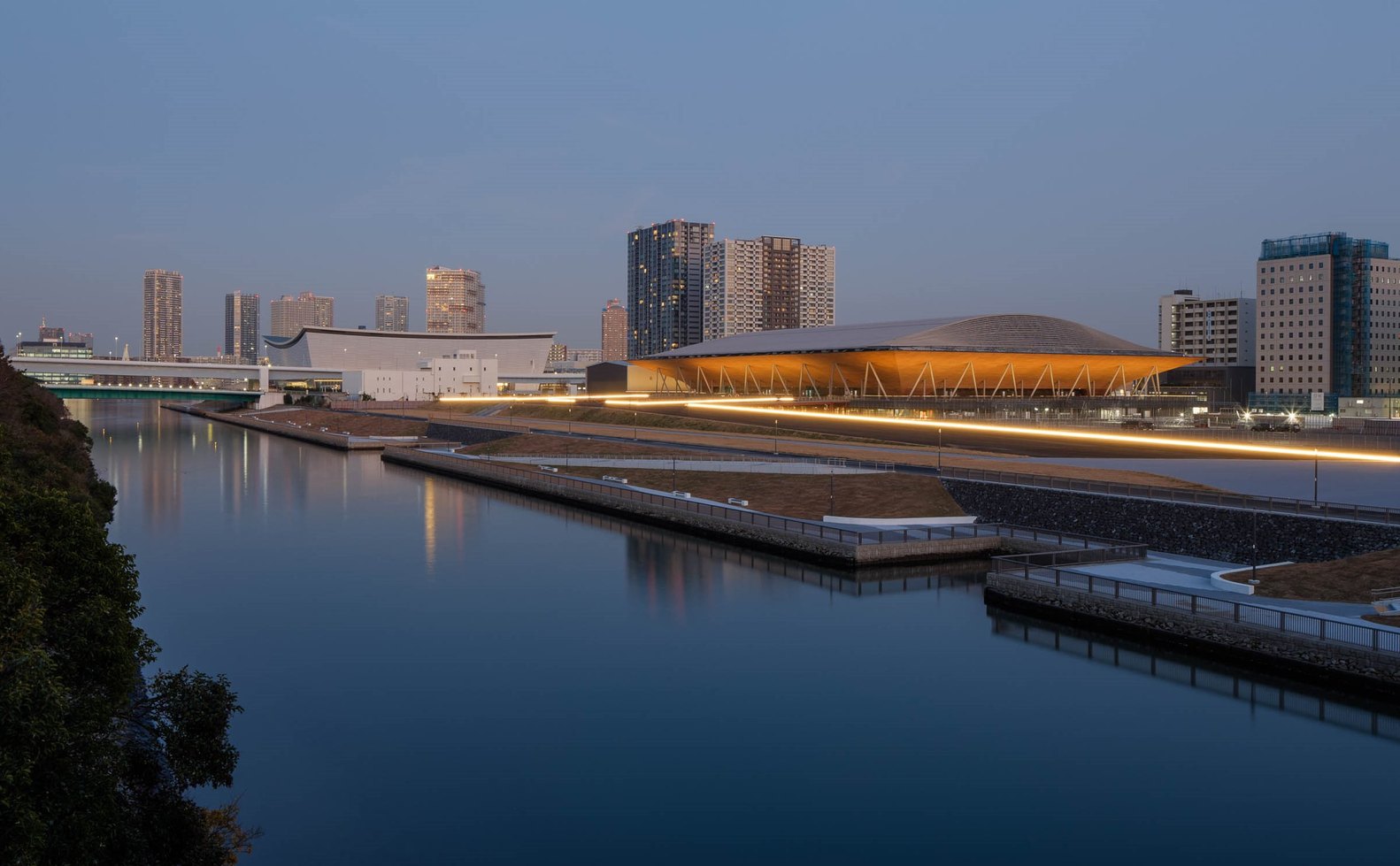 the-ariake-gymnastics-centre-nikken-sekkei-surfaces-reporter