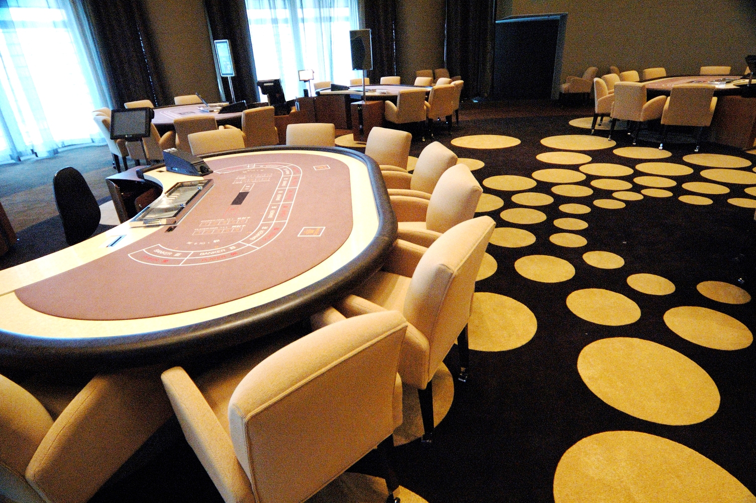 insigne carpets-Carpets and Rugs Designs