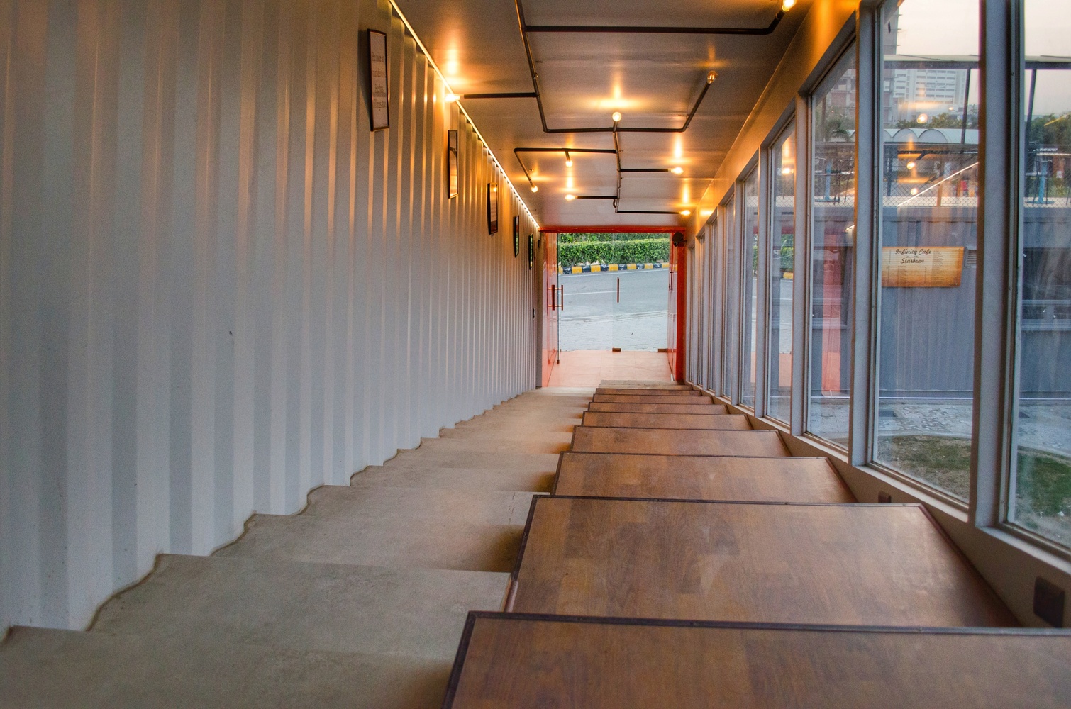 infinity-cafe-rjdl-noida
