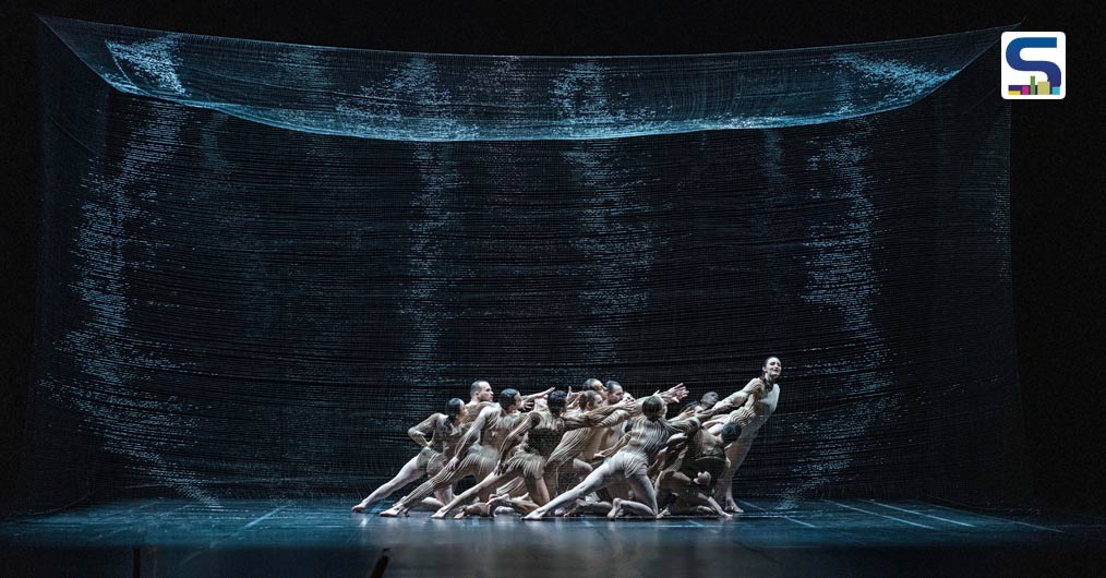 Transforming Installation that reflects fluidity of emotions