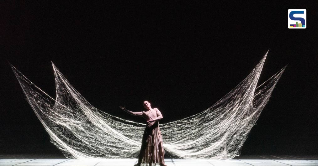 Transforming Installation that reflects fluidity of emotions