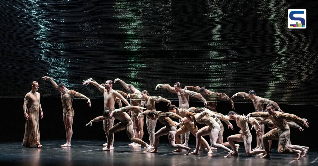 Transforming Installation that reflects fluidity of emotions