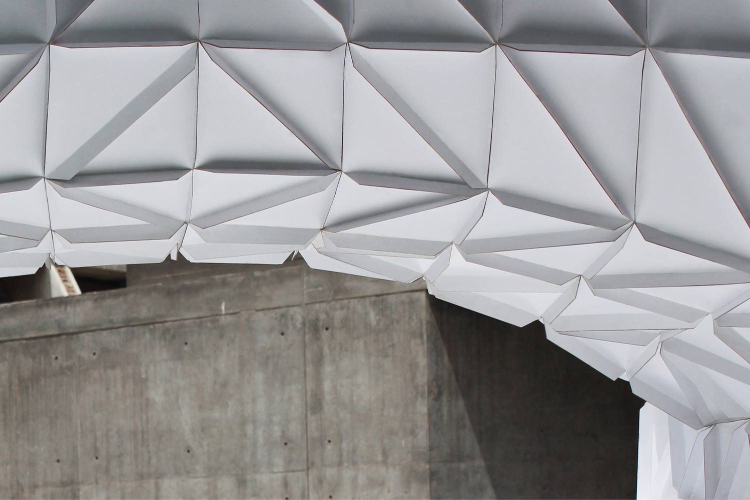 3D Modeling Software | WEsearch Lab Creates a Wormhole-Shaped Installation  By Using 792 Pieces of Paper Pulp Sheets