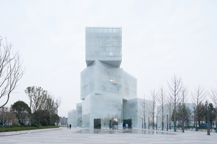 ice-cubes-cultural-tourist-center-zone-of-utopia-plus-mathieu-forest-architecte