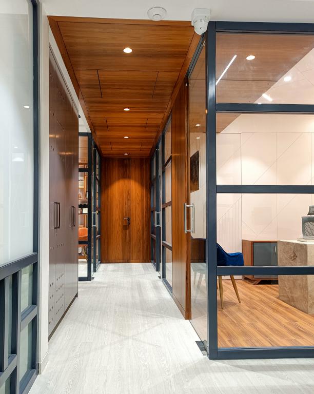 Kalpvastu Design Studio Creates Beautiful CA Office By Keeping The ...