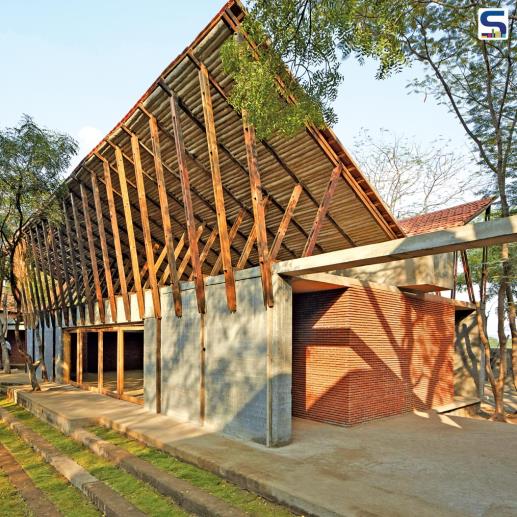 Buddhist Learning and Skill Development center in Sakharwadi provided an opportunity to investigate the criticality of the notion of the regional whilst engaging with the local community.
