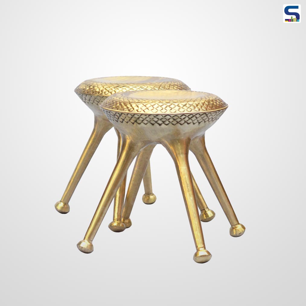 Bordoloi’s fascinatingly collection ‘Pitoloi’ comprises of small stools and a barstool made by cutting sheets of brass and given shape by wooden moulds, with the small pieces joined by an ancient floor-based coal welding technique.