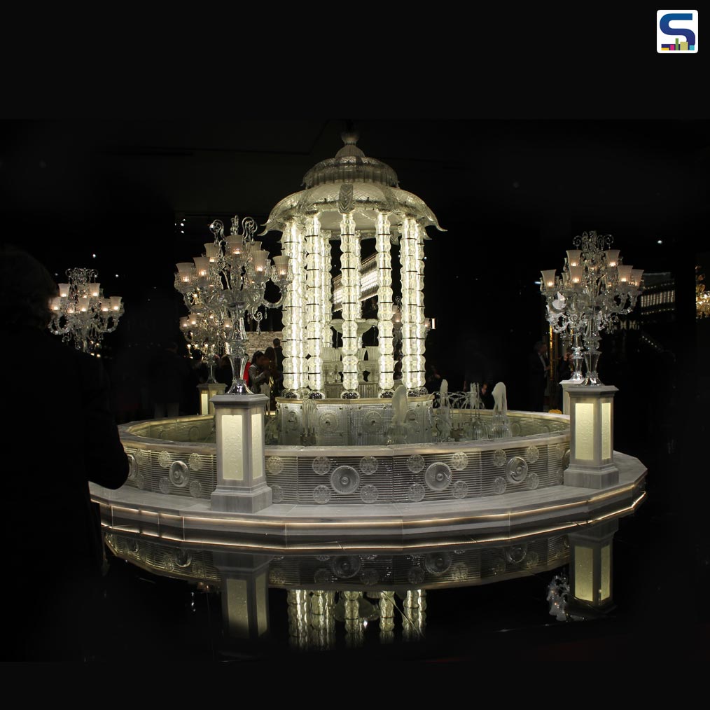 Fountain, Hand-made with Thousands of Parts in Crystal and Artistic Glass