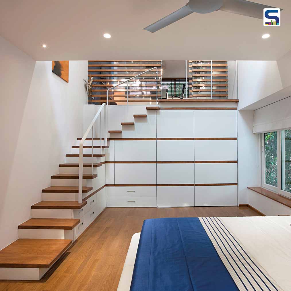 THE STEPPED HOUSE
