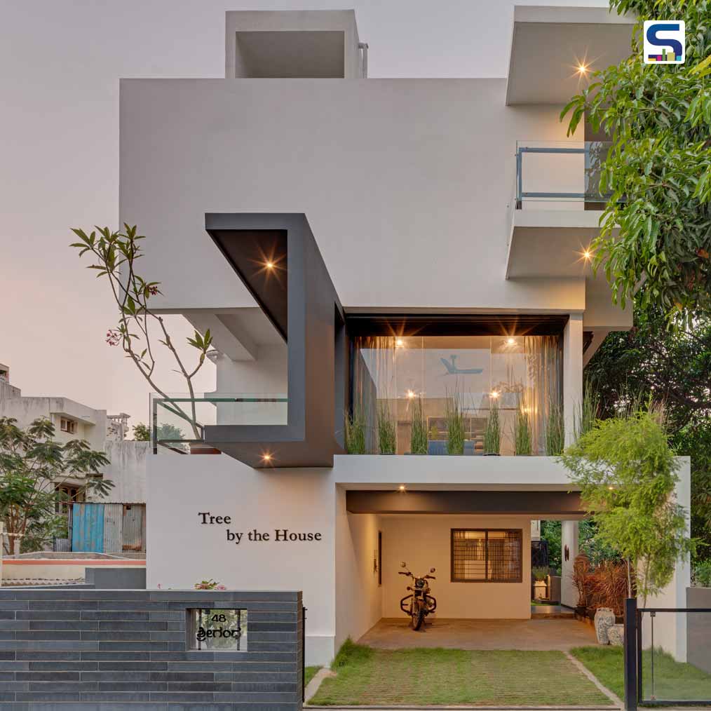 Tree By the House | Ashwin Architects