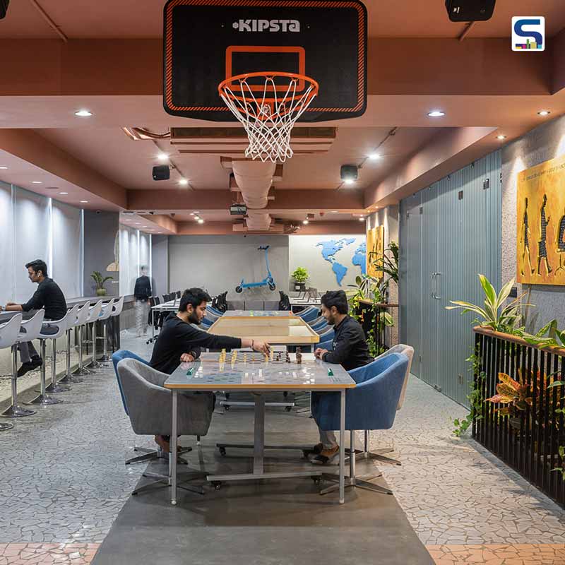 There is a floor in this IT Office having all kinds of activities which are needed to complete an office to its fullest.