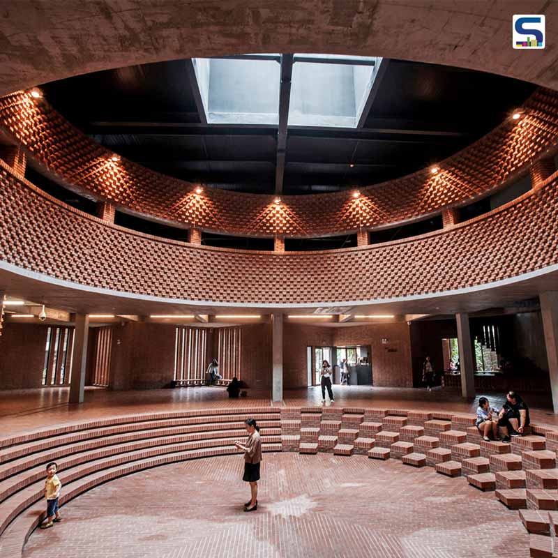 This Art Museum Building in Beijing Features Red Brick Walls, Floors, And Staircases