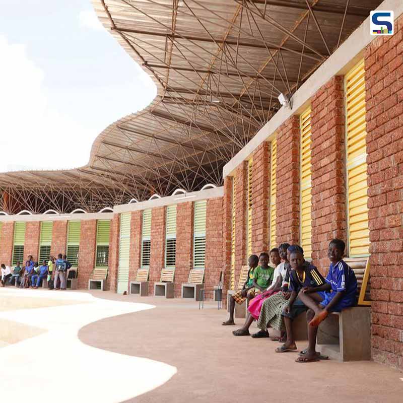 Kéré Architecture Uses Local Materials and Passive Techniques To Design This Ring-Shaped School in West Africa