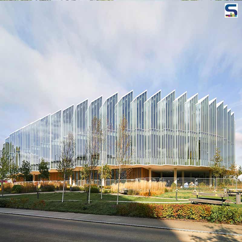 Fluttering Glass Facade and A Jagged Roof Inform This  Building Designed For A Pharmaceutical Company in Cambridge | Herzog & de Meuron