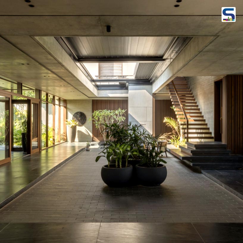 A House With Several Courts in Ahmadabad Designed by Modo Designs | SR Latest Project Update