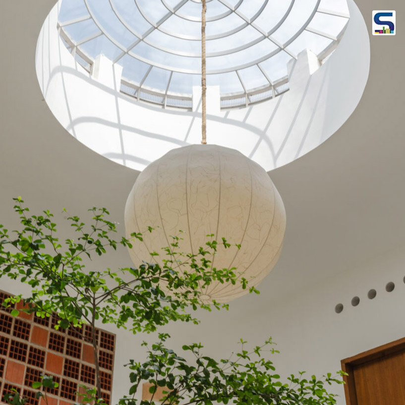 A Combination of Stone, Metal, Wood, and Vegetation in This Puducherry Home | Seeders Biophilic Architecture Studio